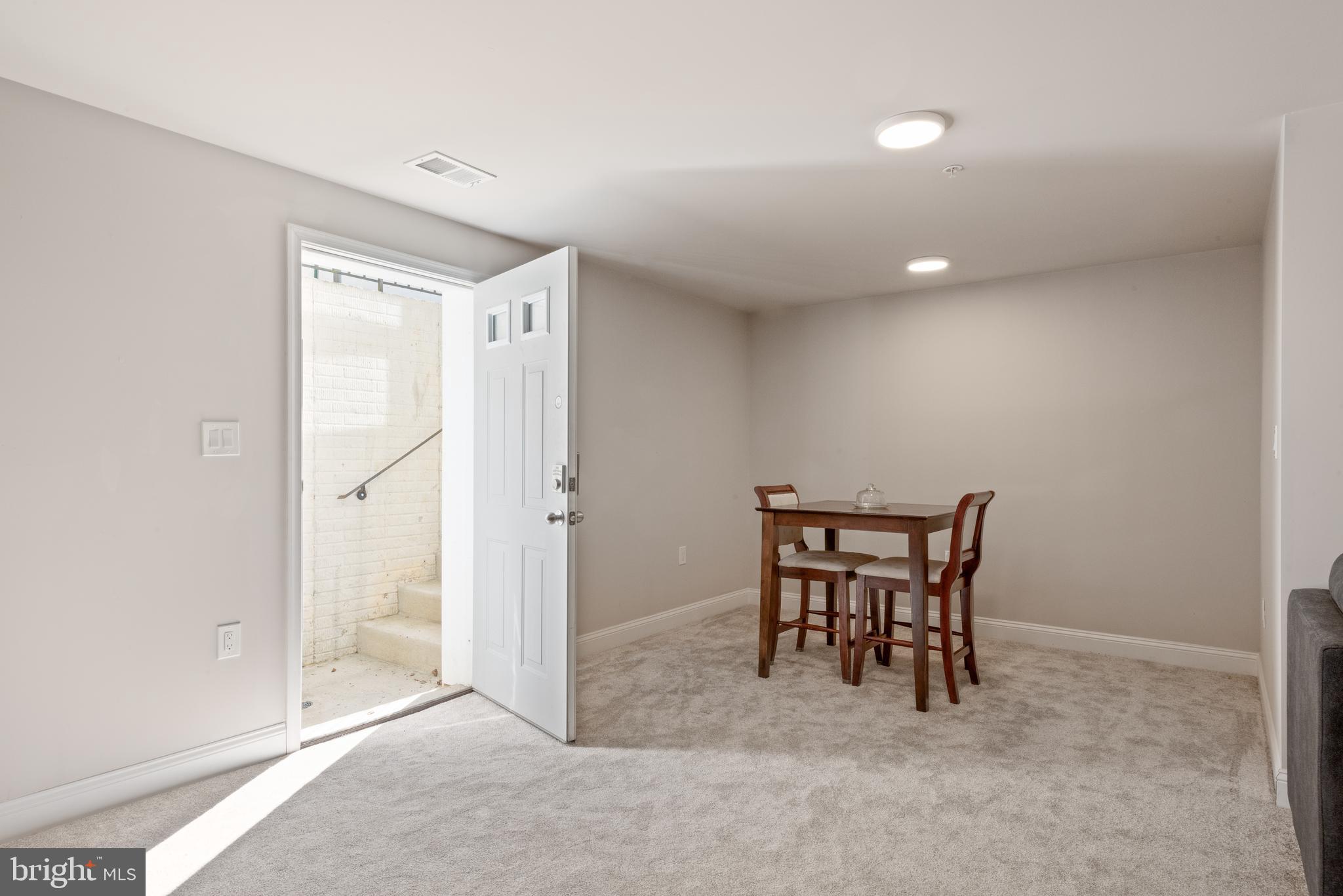 KENSINGTON VIEW - Residential