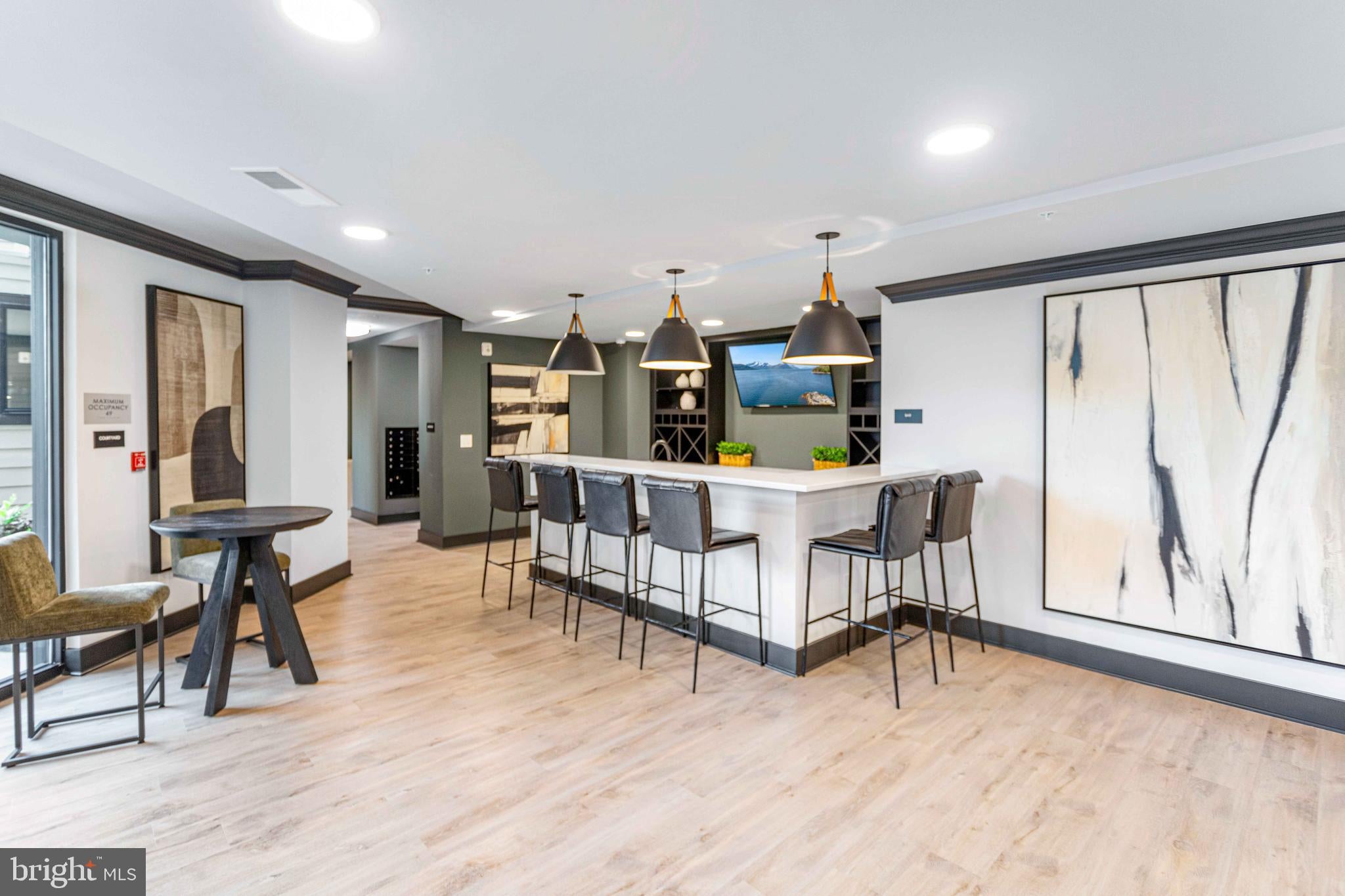 701 N HENRY STREET 204