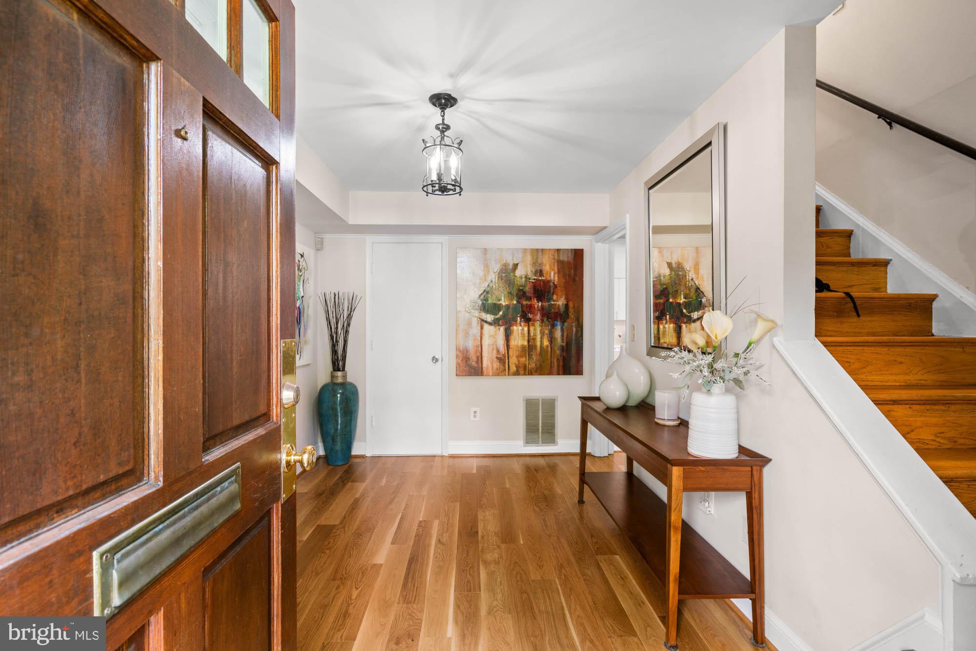 WOODACRES - Residential Lease