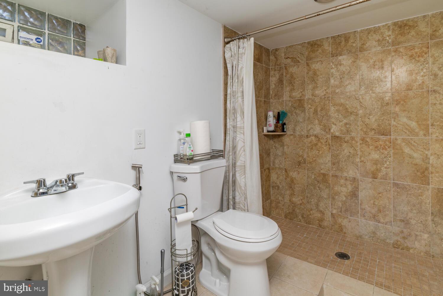 GERMANTOWN (WEST) - Residential