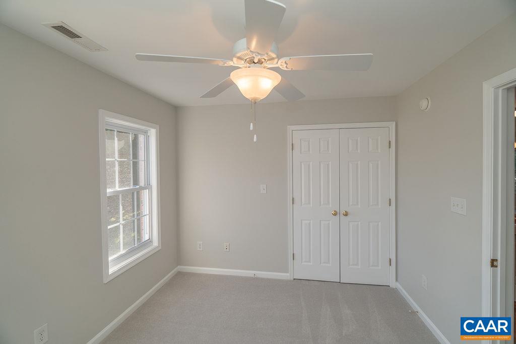 WILLOW CREEK - Residential