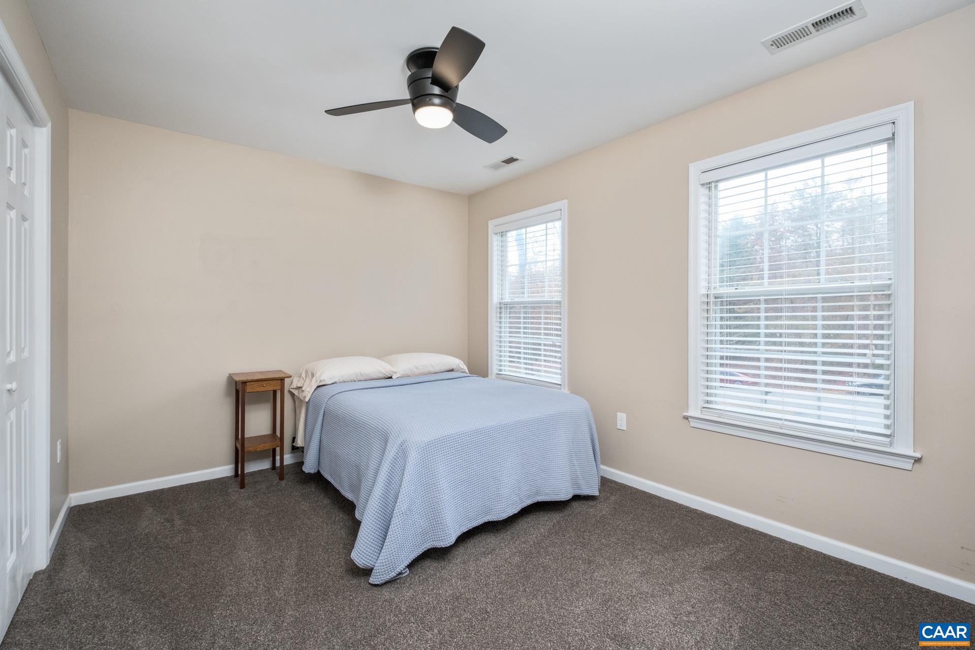 NORTHRIDGE - Residential