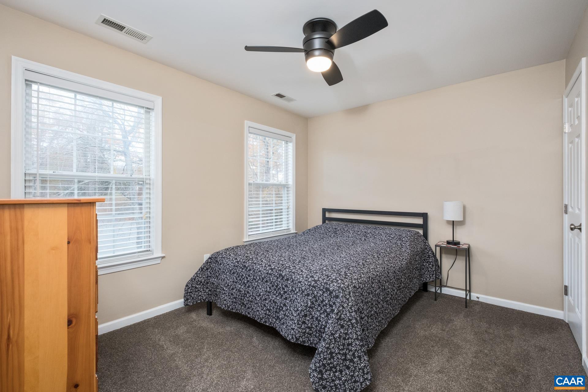 NORTHRIDGE - Residential