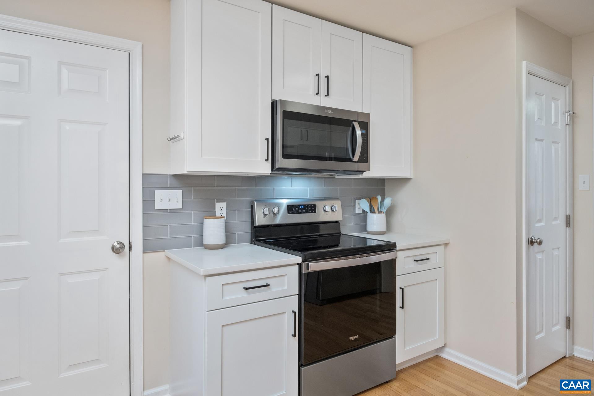 NORTHRIDGE - Residential