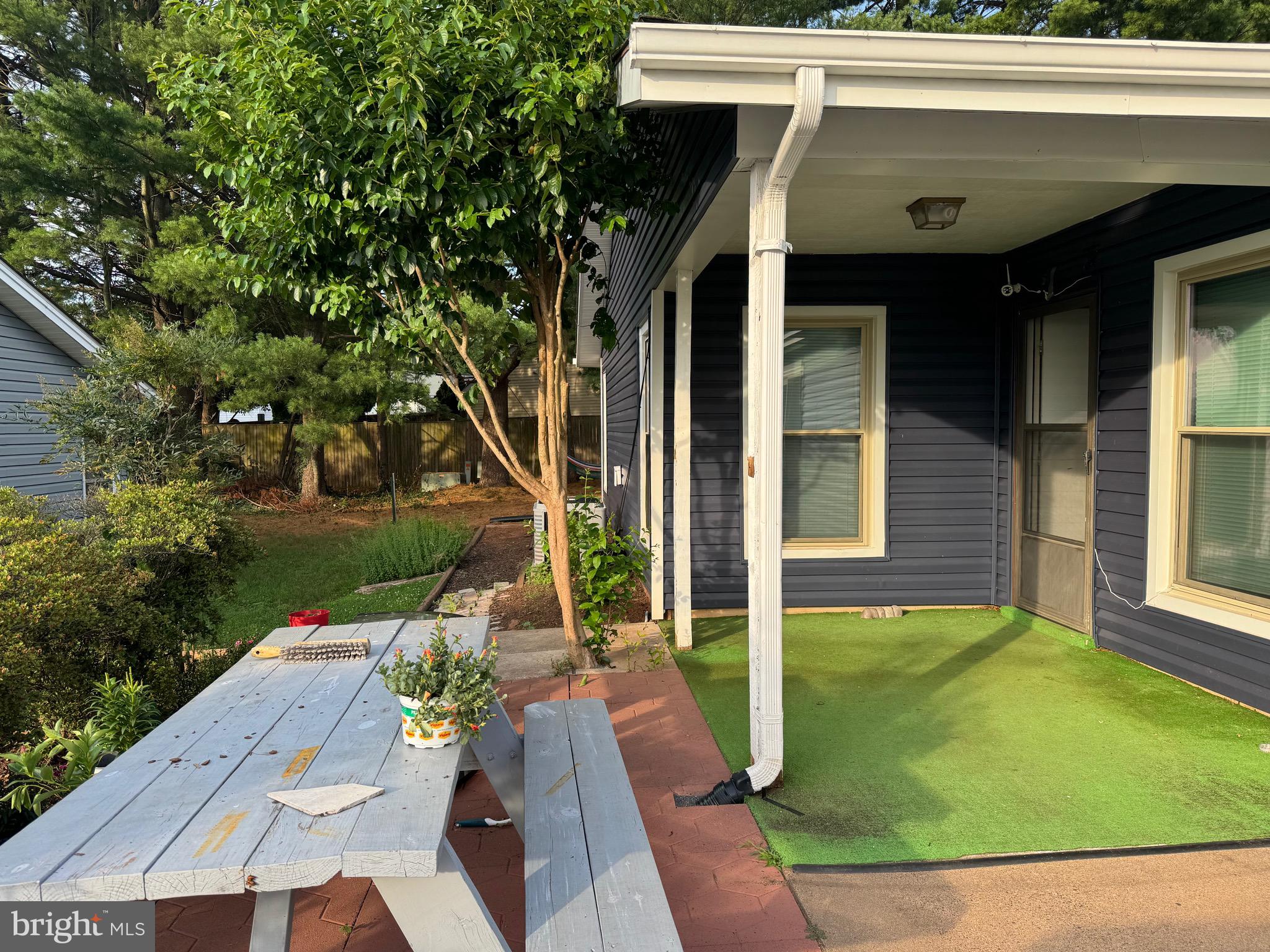 LAFAYETTE RIDGE - Residential