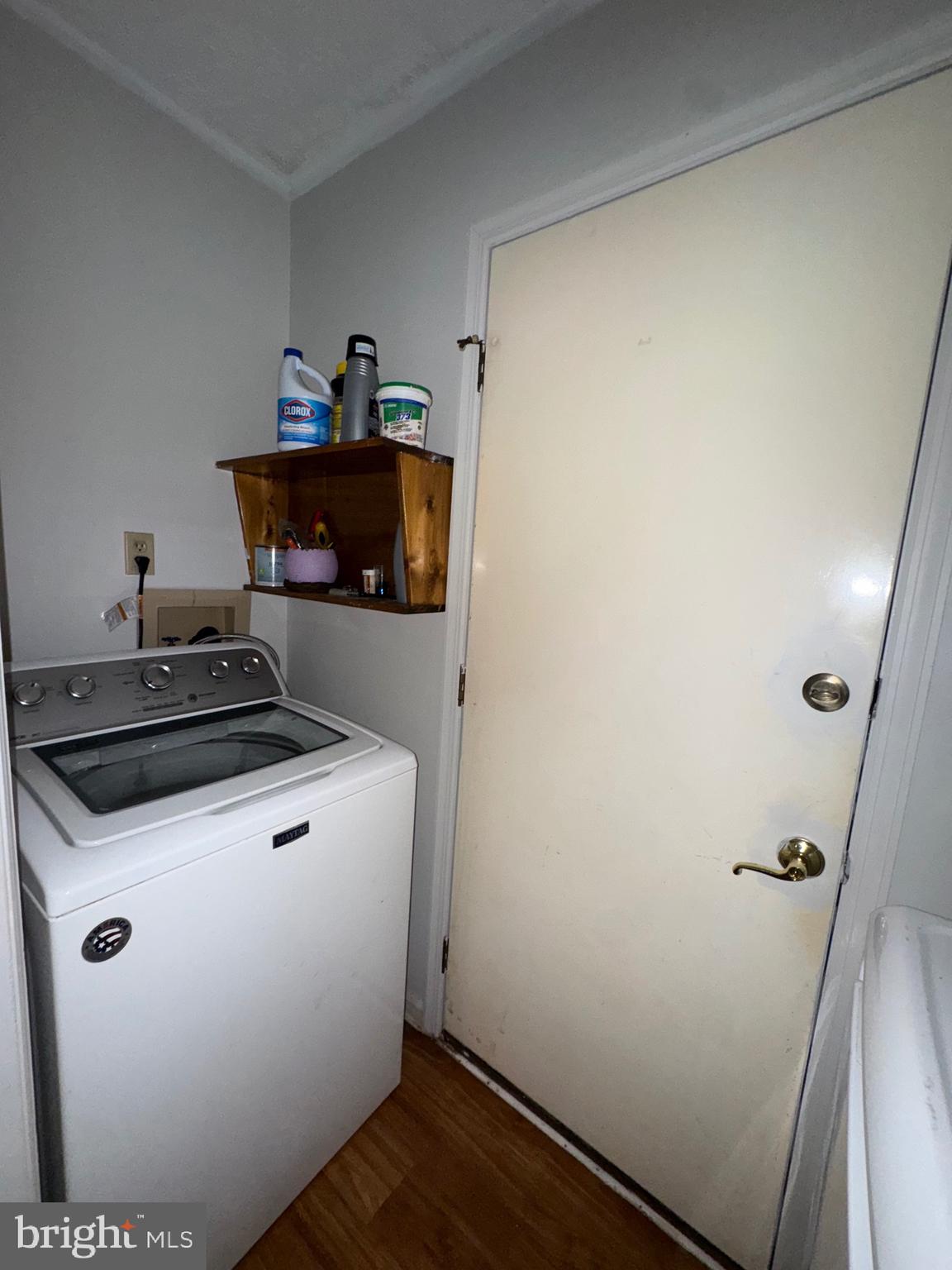 588 MEADOWBROOK DRIVE