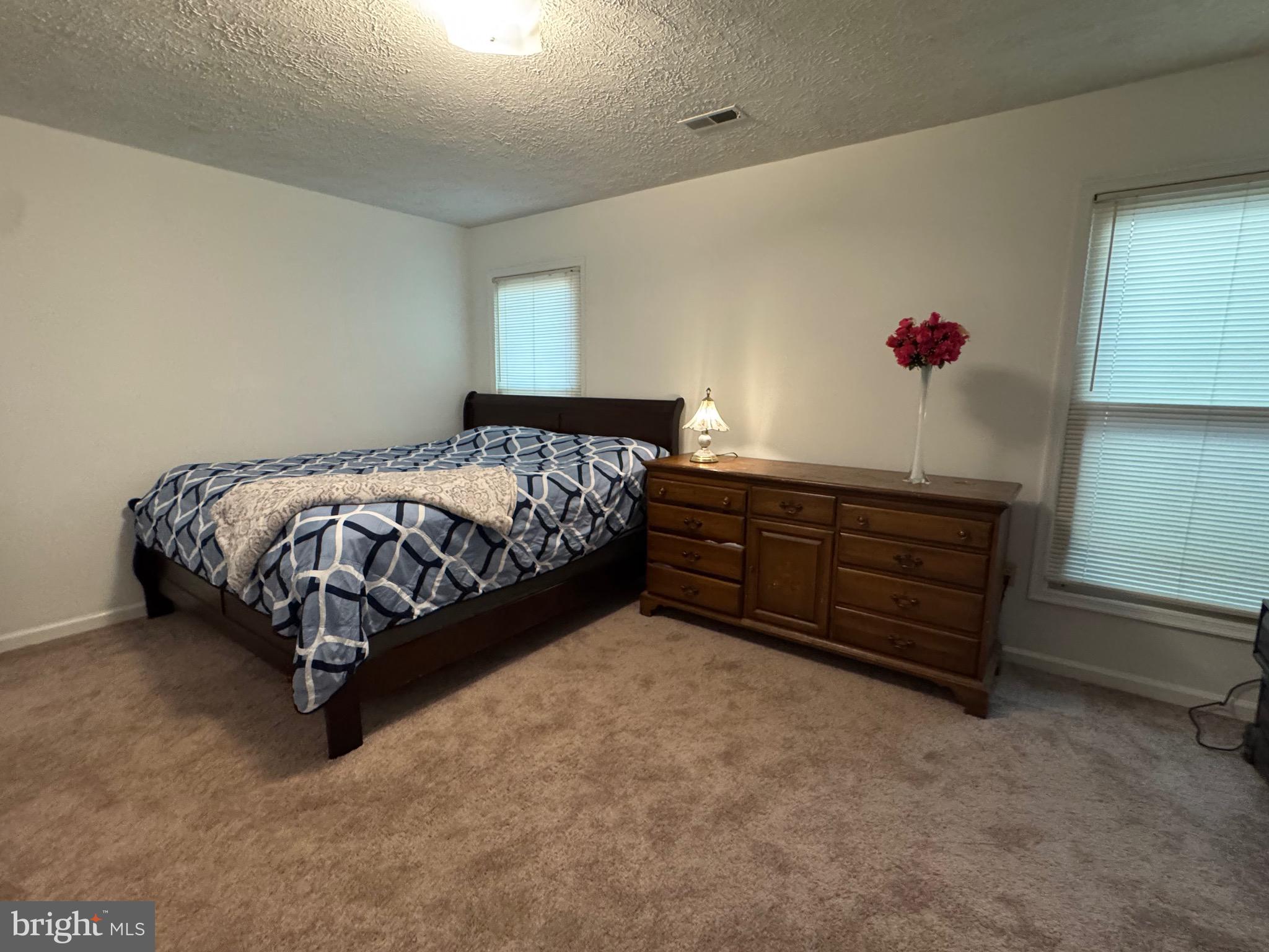 LAFAYETTE RIDGE - Residential