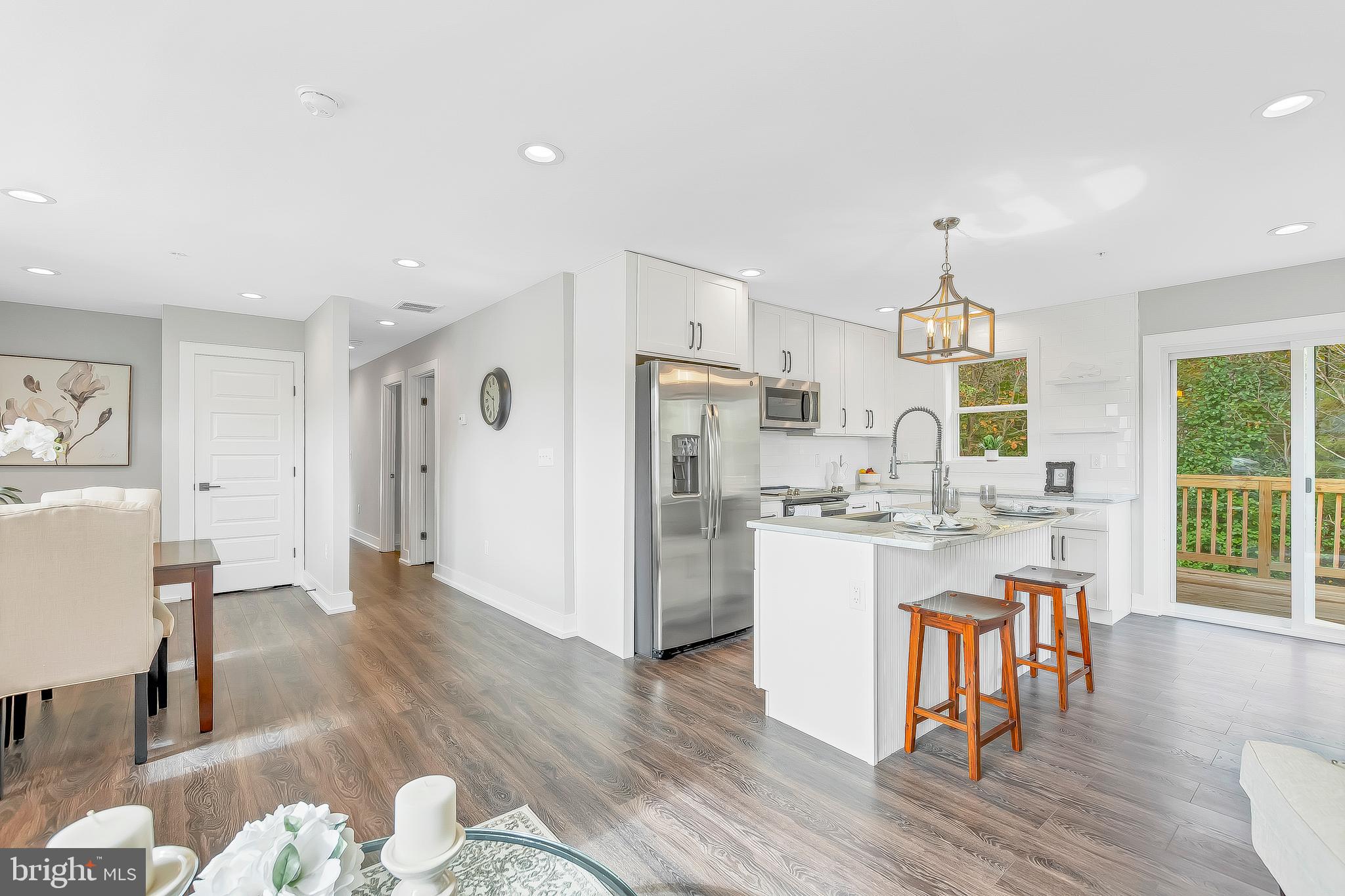 YARDLEY HILLS - Residential