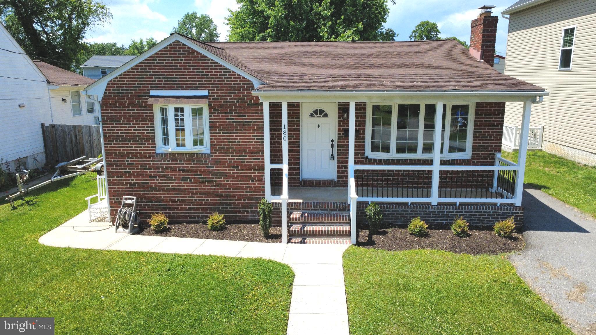 RIVIERA BEACH - Residential