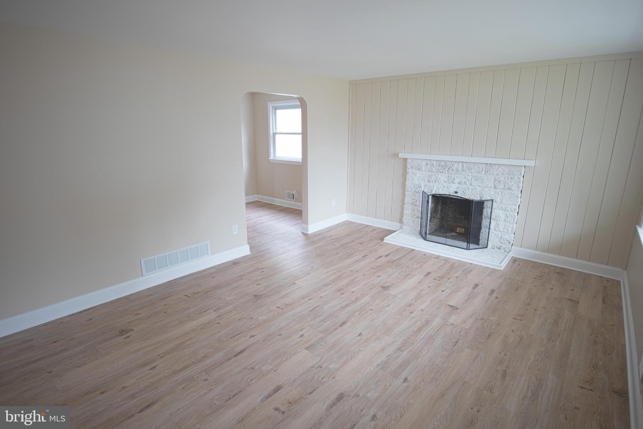 RIVIERA BEACH - Residential