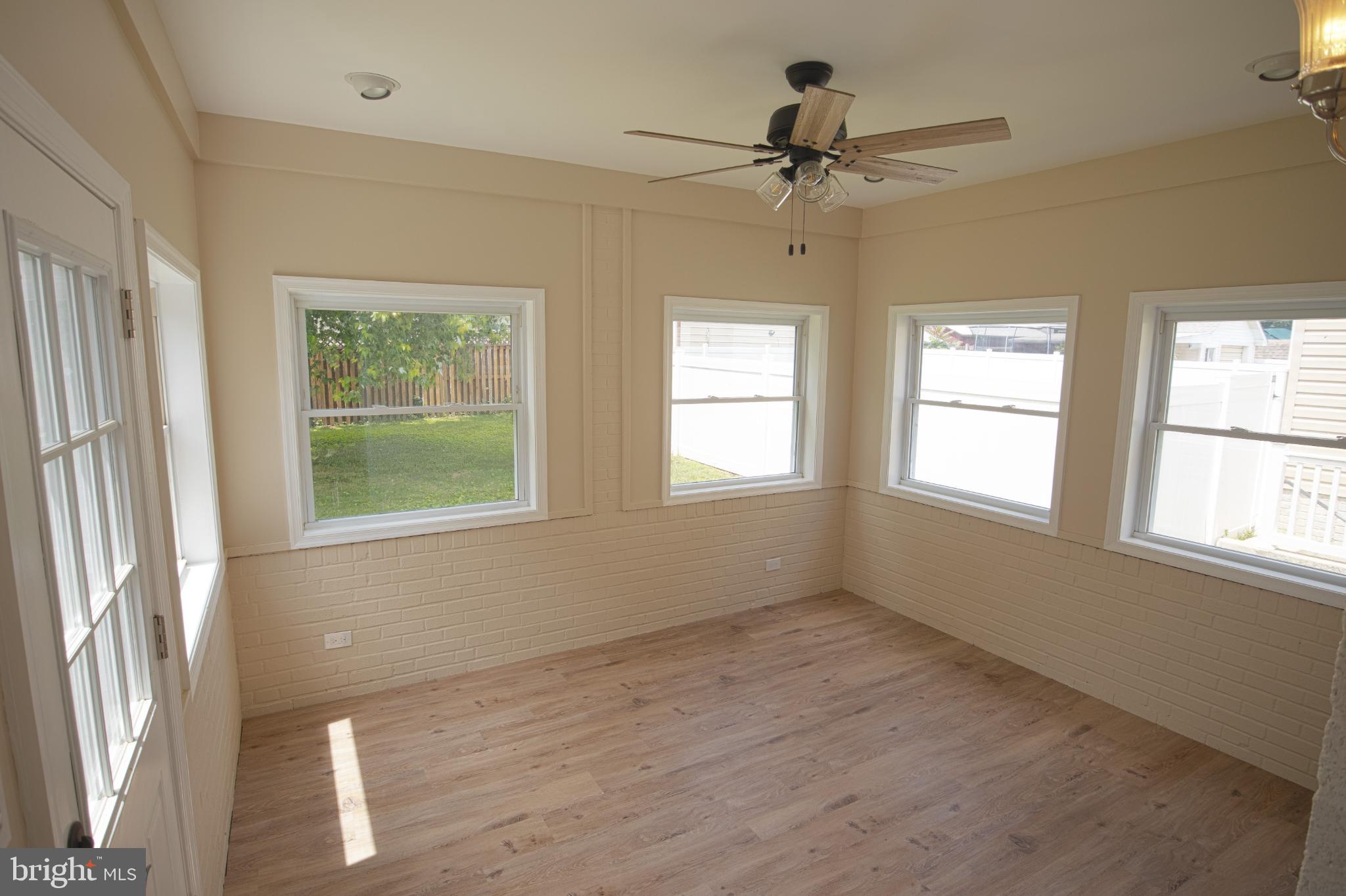 RIVIERA BEACH - Residential