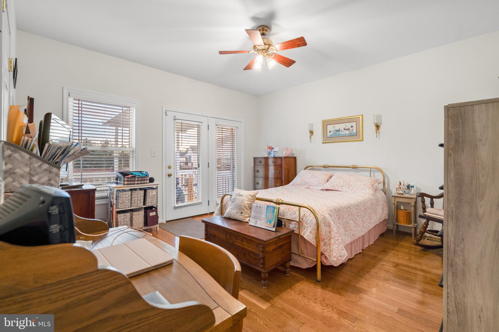 LOCUST HILL - Residential