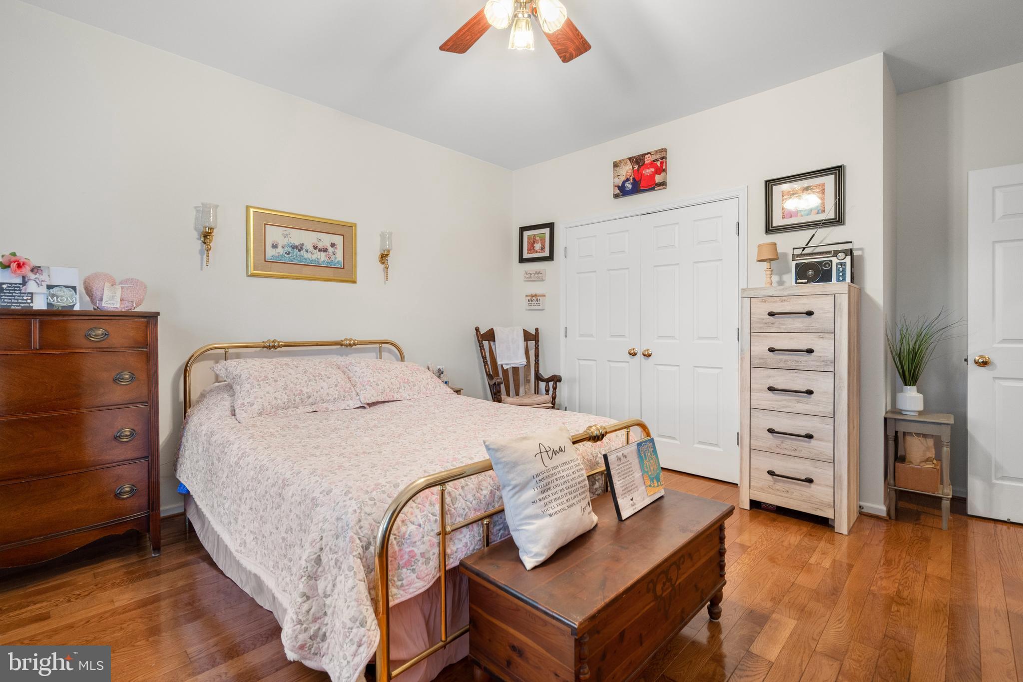 LOCUST HILL - Residential