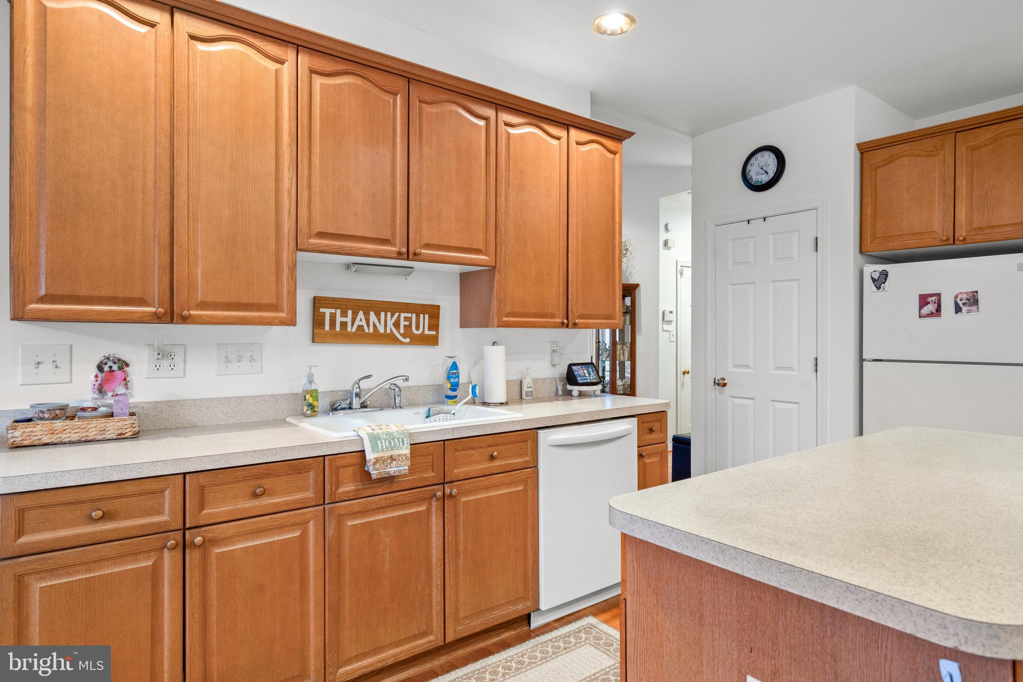 LOCUST HILL - Residential