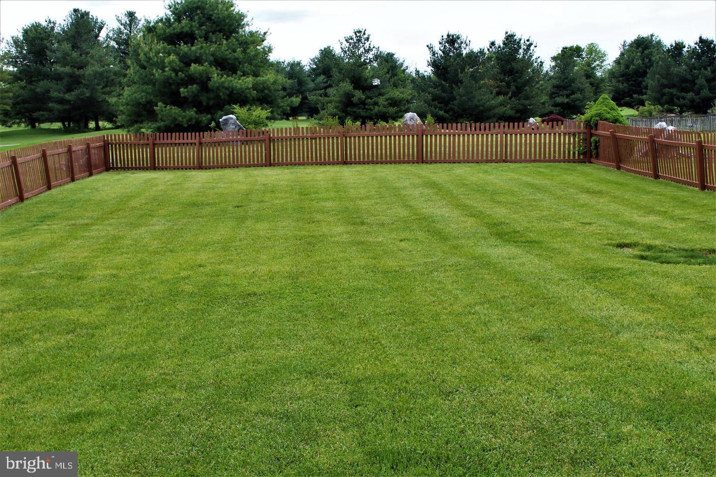 LOCUST HILL - Residential