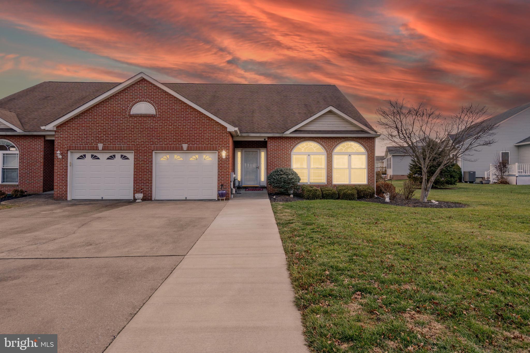 LOCUST HILL - Residential