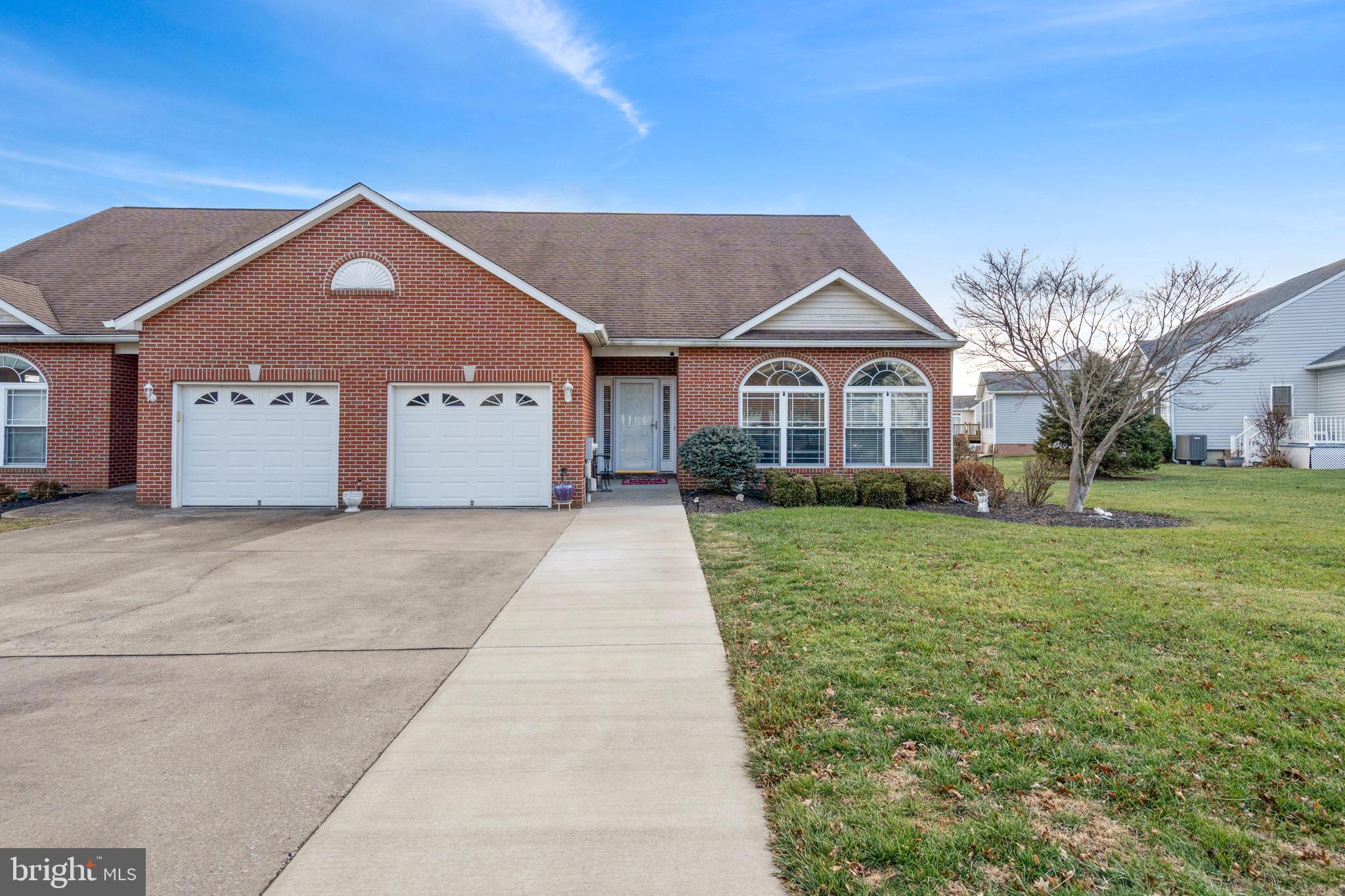 LOCUST HILL - Residential