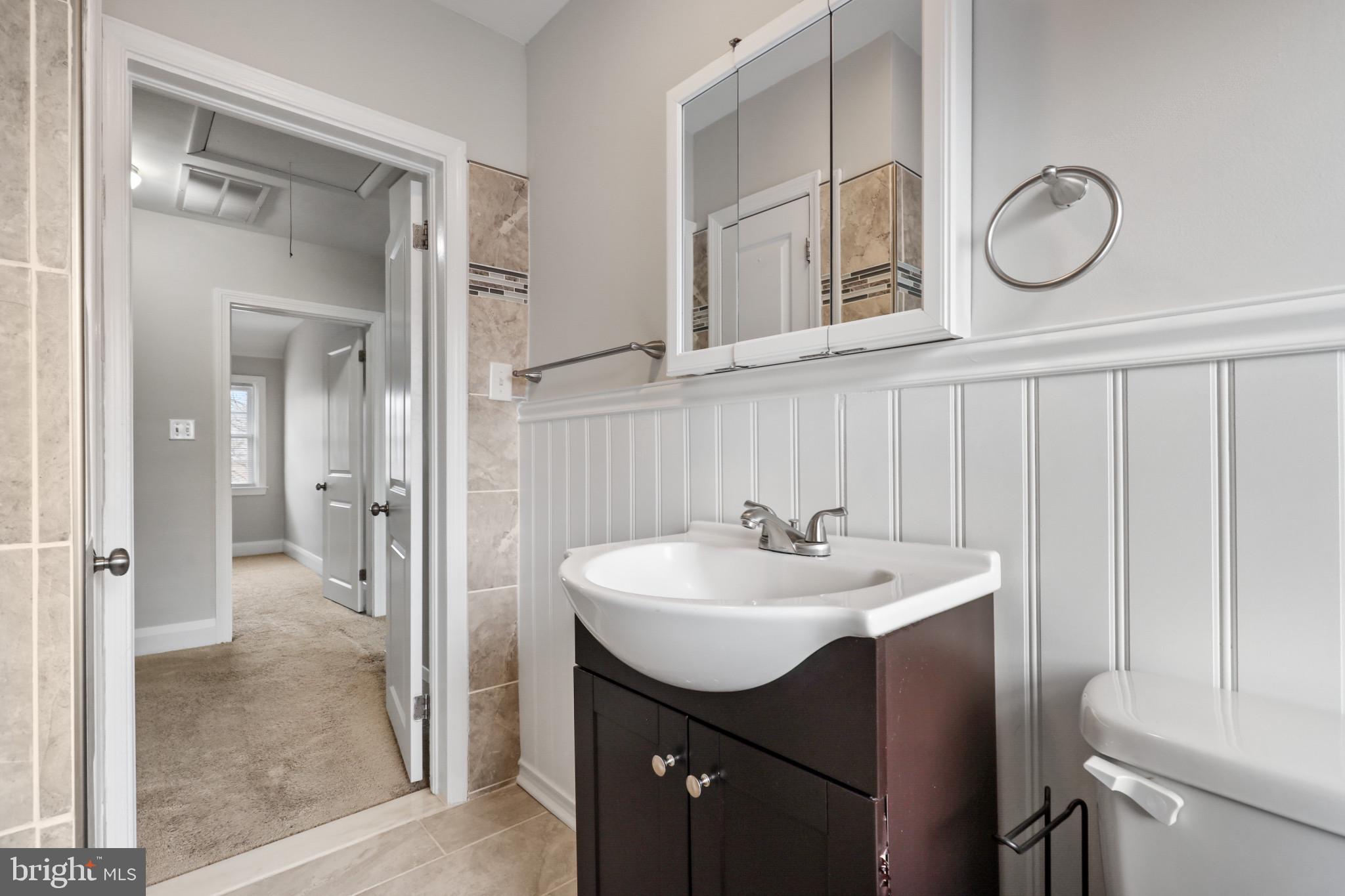 WESTSHIRE - Residential Lease