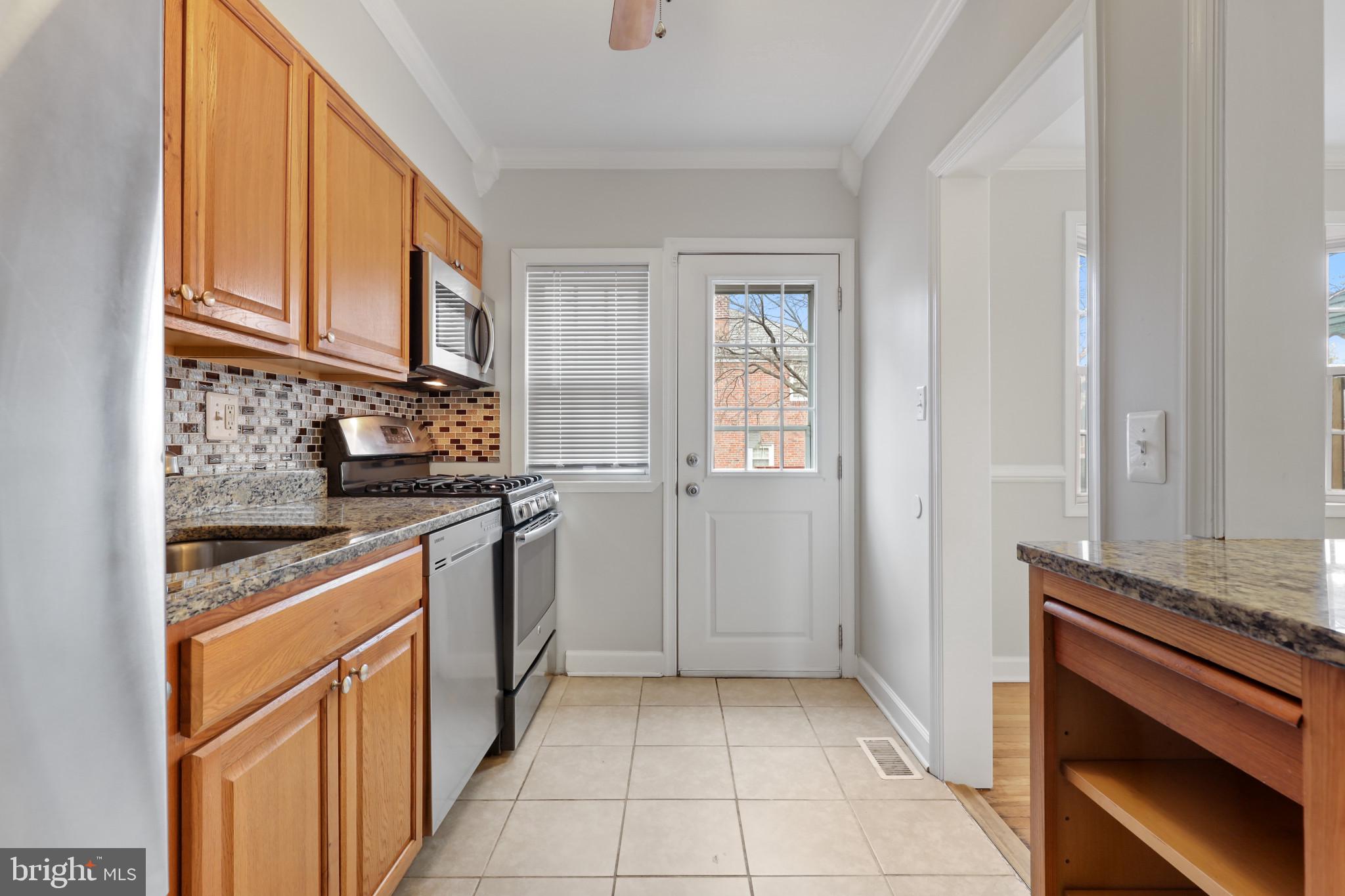 WESTSHIRE - Residential Lease