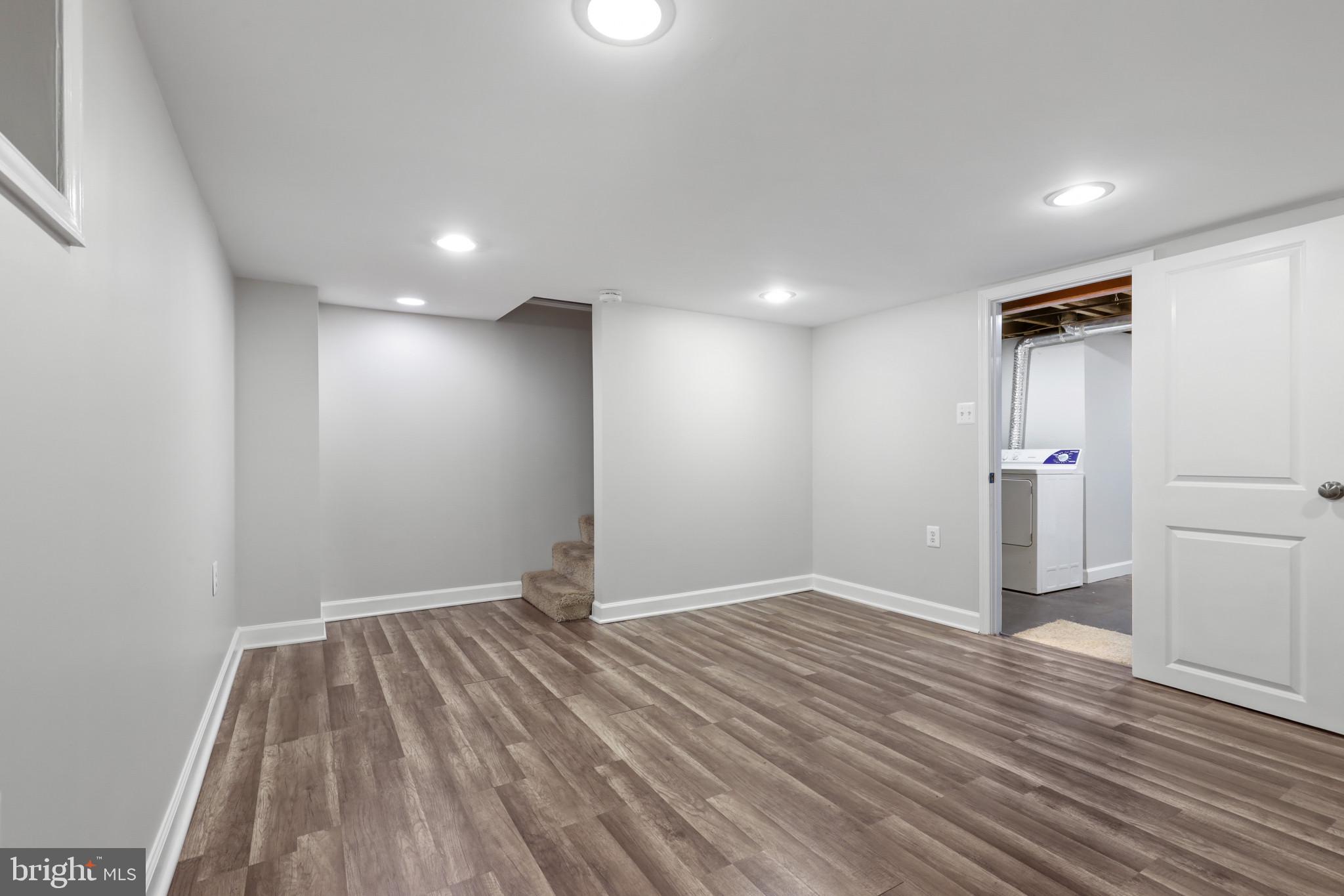 WESTSHIRE - Residential Lease