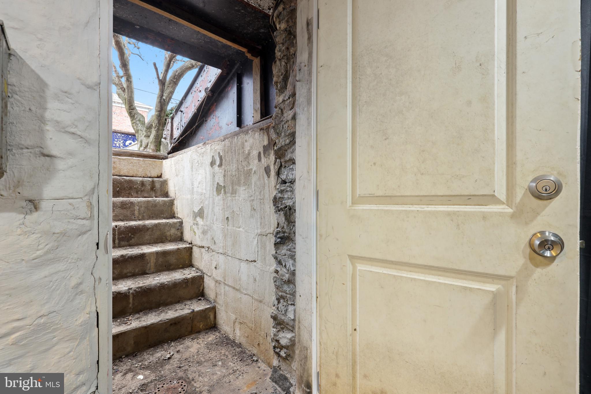 WESTSHIRE - Residential Lease