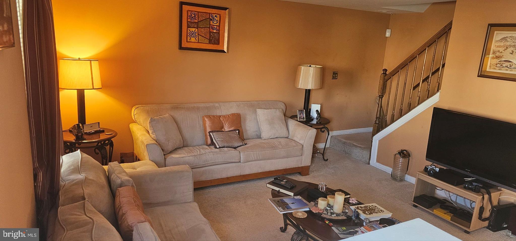 HUTCHINSON - Residential