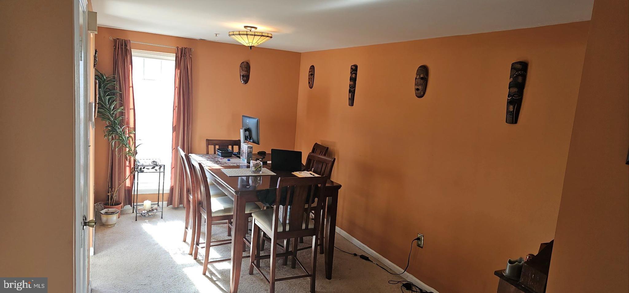 HUTCHINSON - Residential