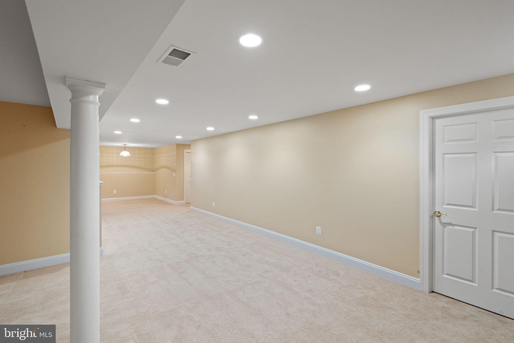 REGENCY AT DOMINION VALLEY - Residential