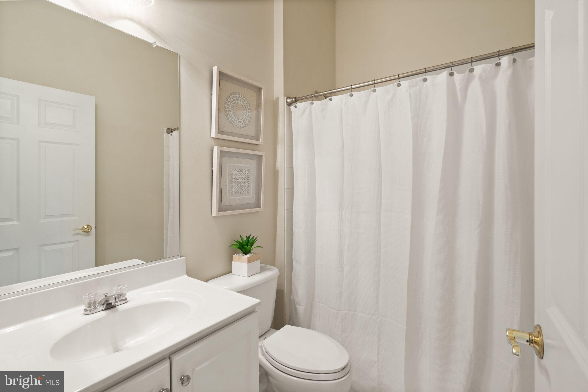 REGENCY AT DOMINION VALLEY - Residential