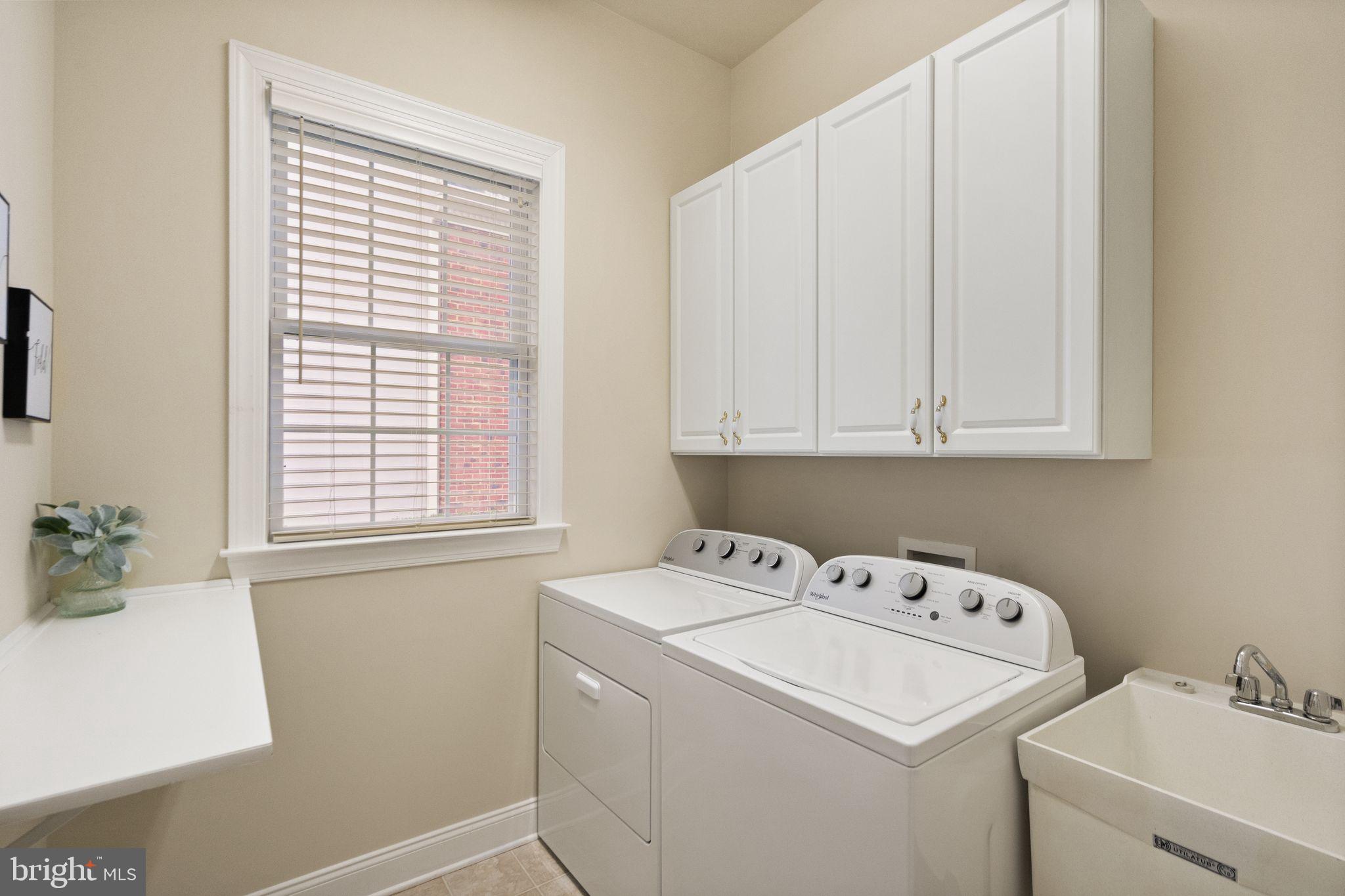 REGENCY AT DOMINION VALLEY - Residential