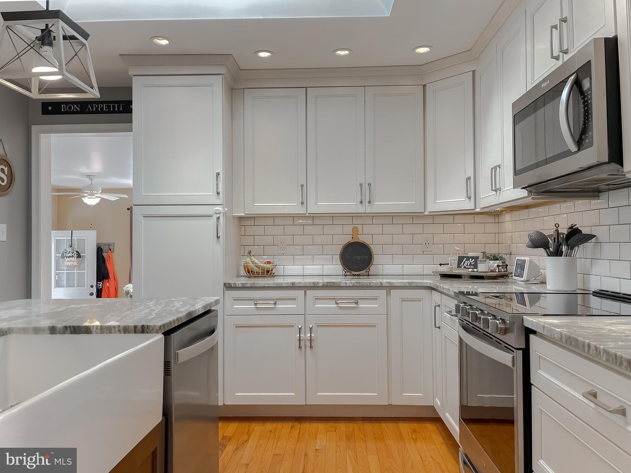 REGAL ESTATES - Residential