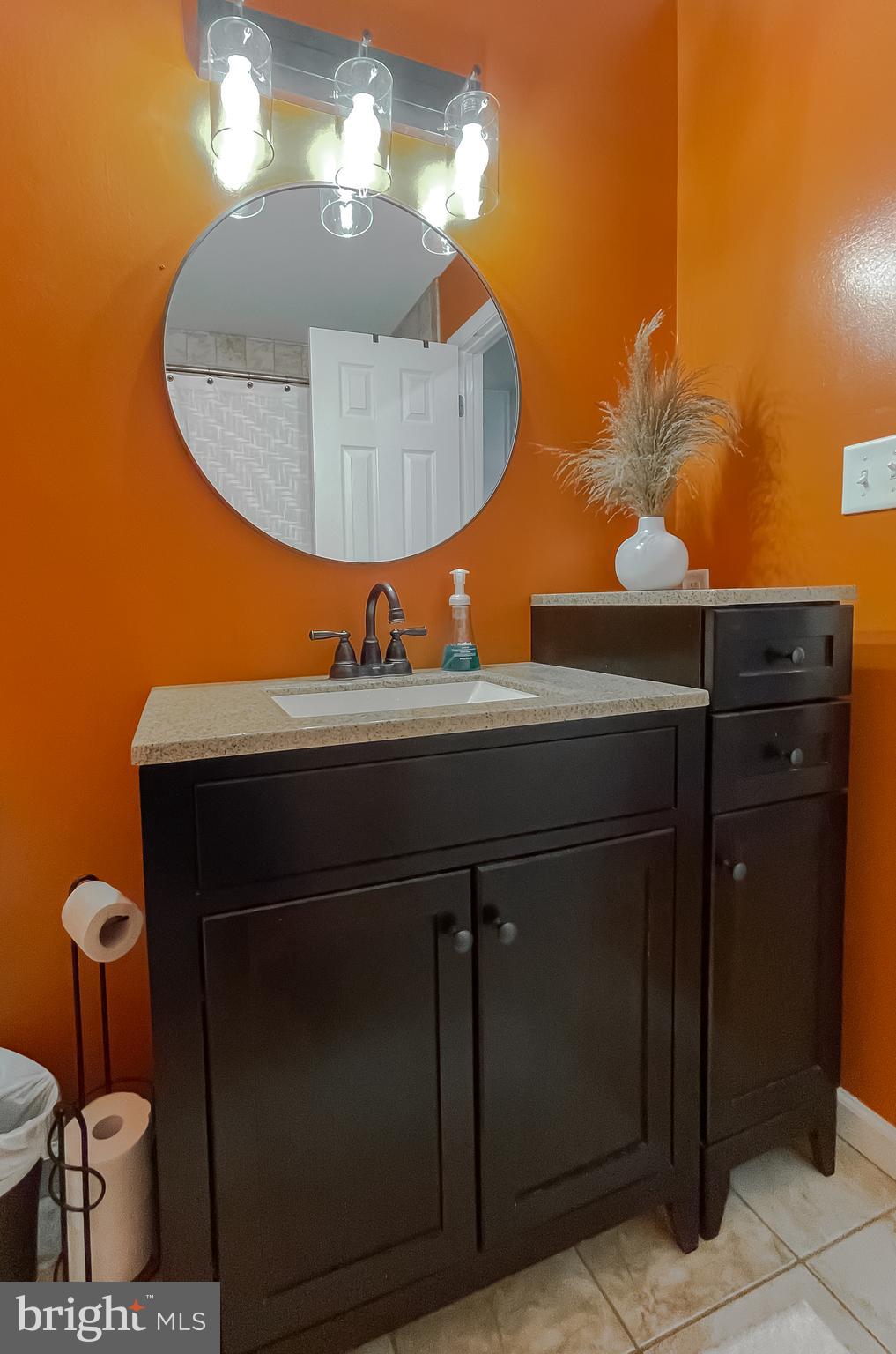 REGAL ESTATES - Residential