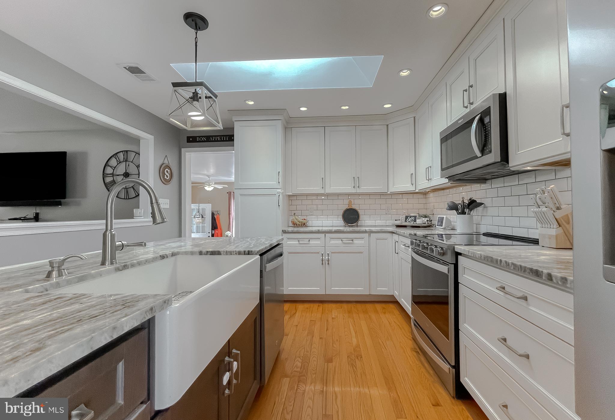 REGAL ESTATES - Residential