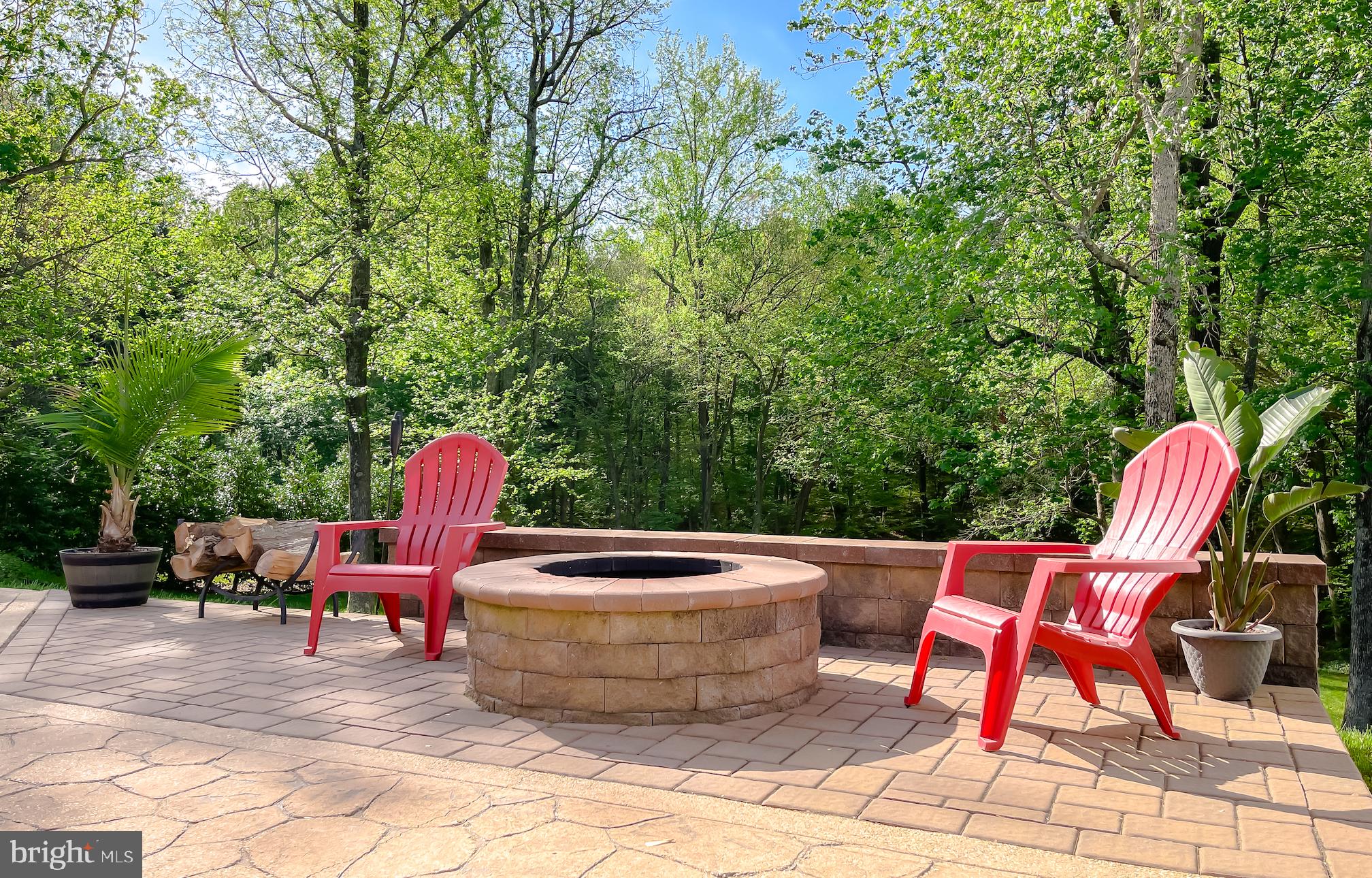 REGAL ESTATES - Residential