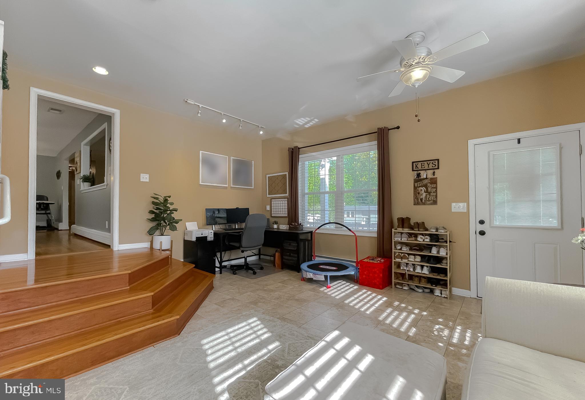 REGAL ESTATES - Residential