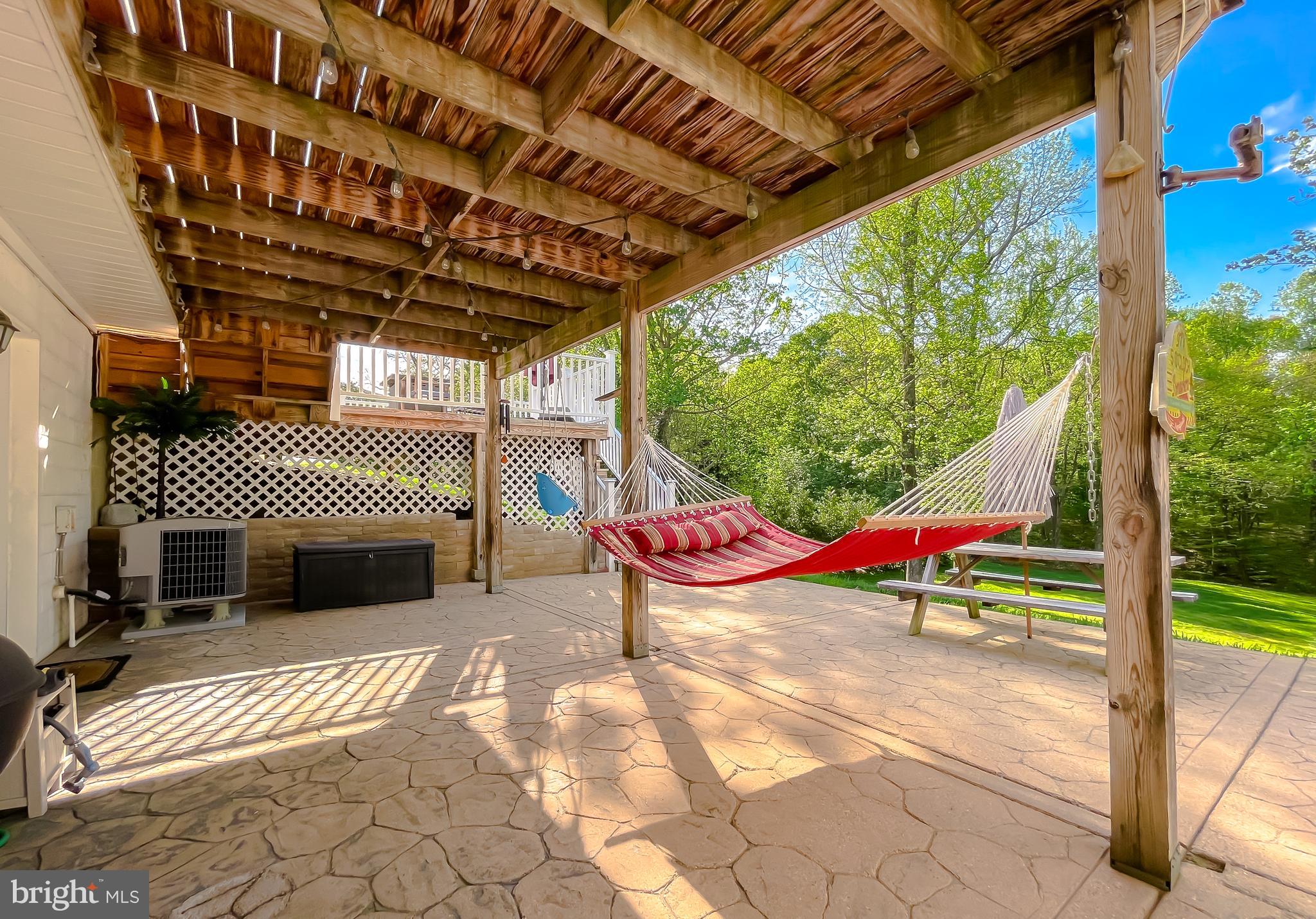 REGAL ESTATES - Residential