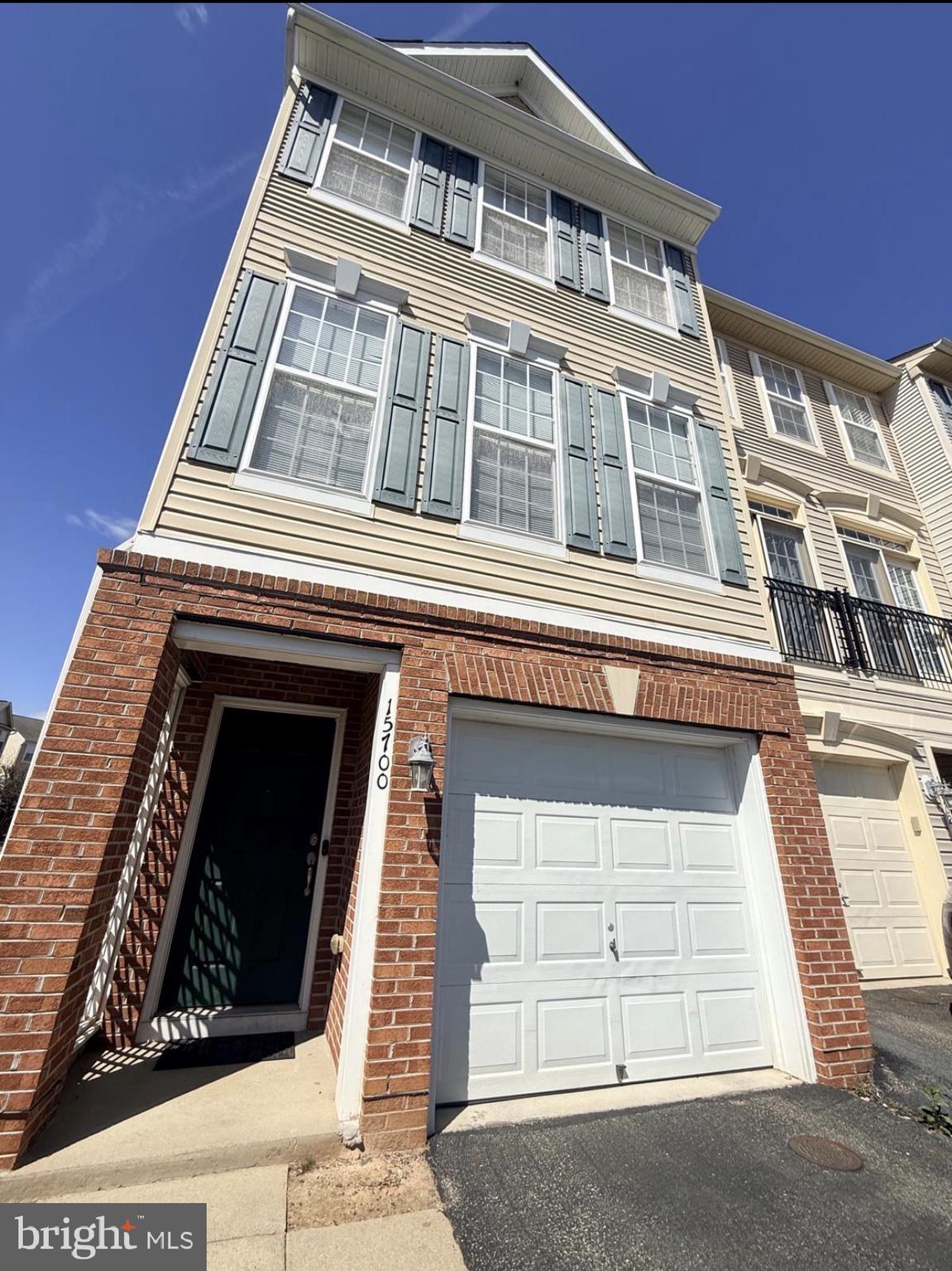 POWELLS RUN VILLAGE COND - Residential