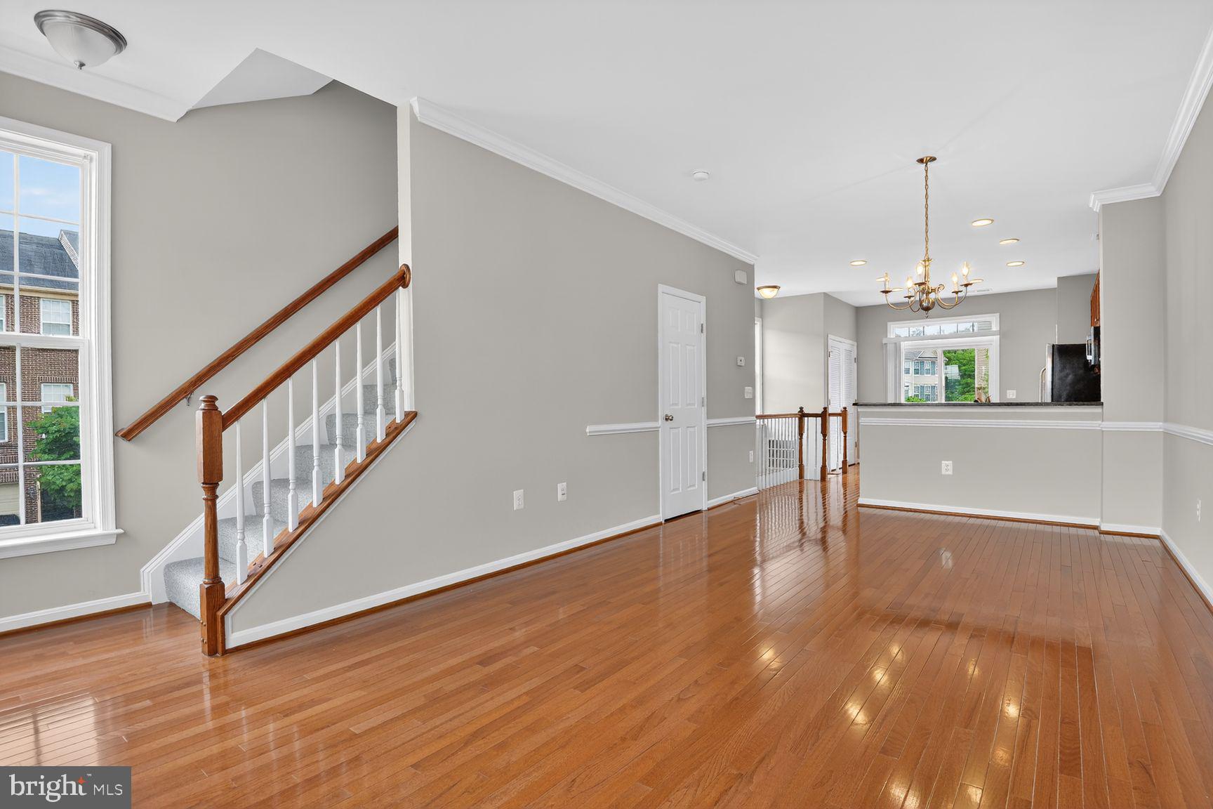 POWELLS RUN VILLAGE COND - Residential