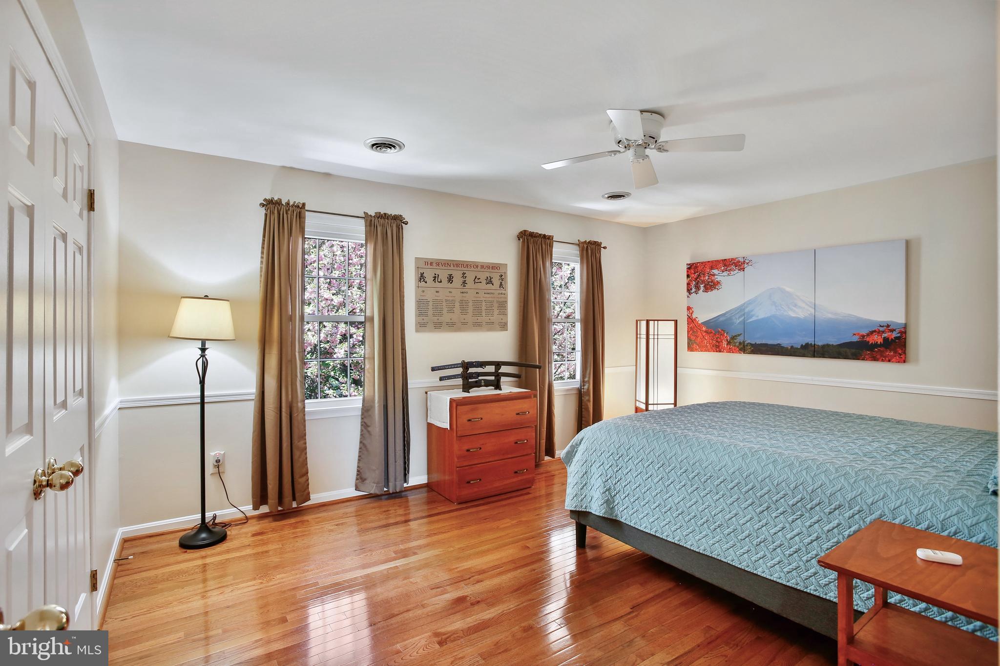 20901 LOCHAVEN COURT