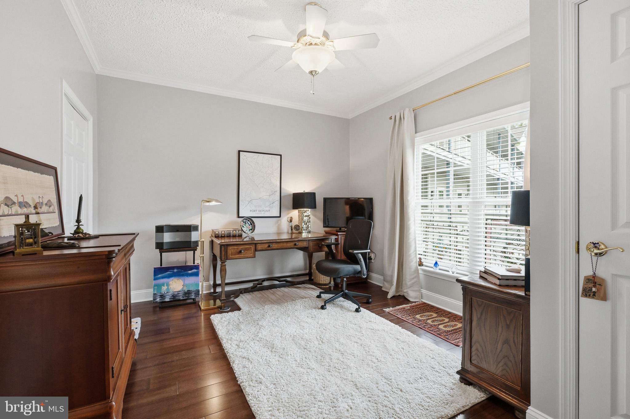 TOMES LANDING - Residential