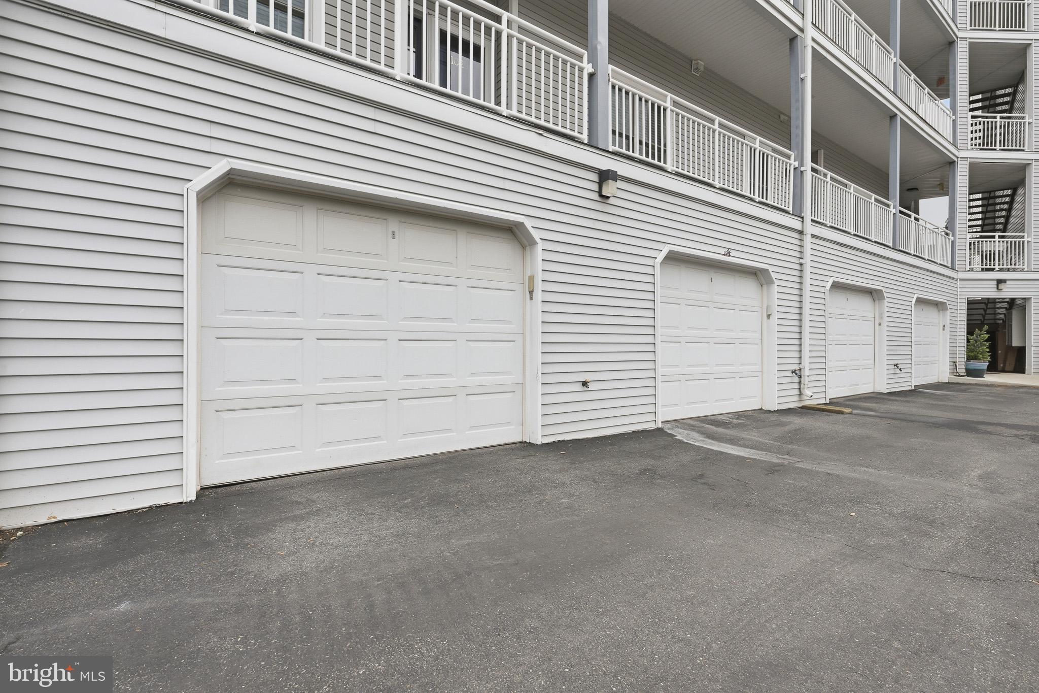 TOMES LANDING - Residential