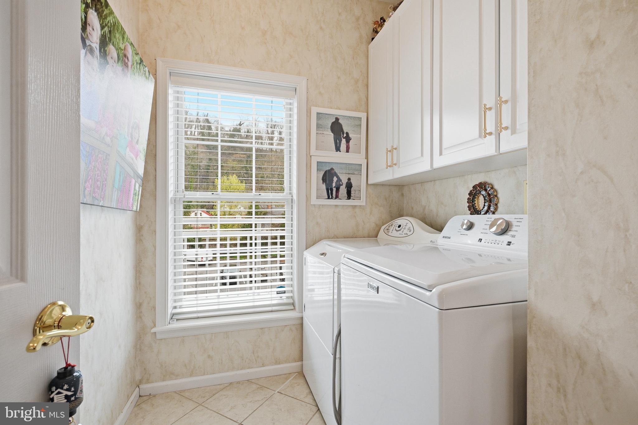 TOMES LANDING - Residential