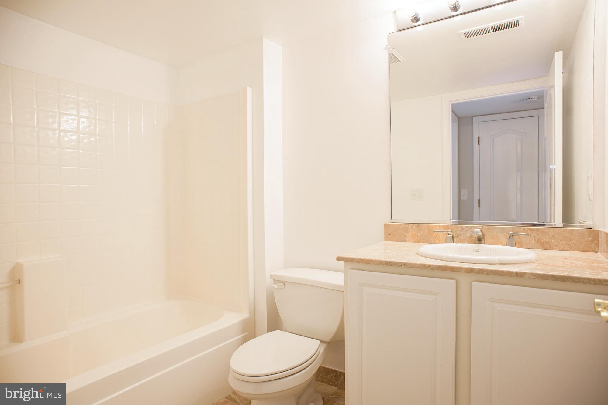 CHESAPEAKE HARBOUR - Residential Lease