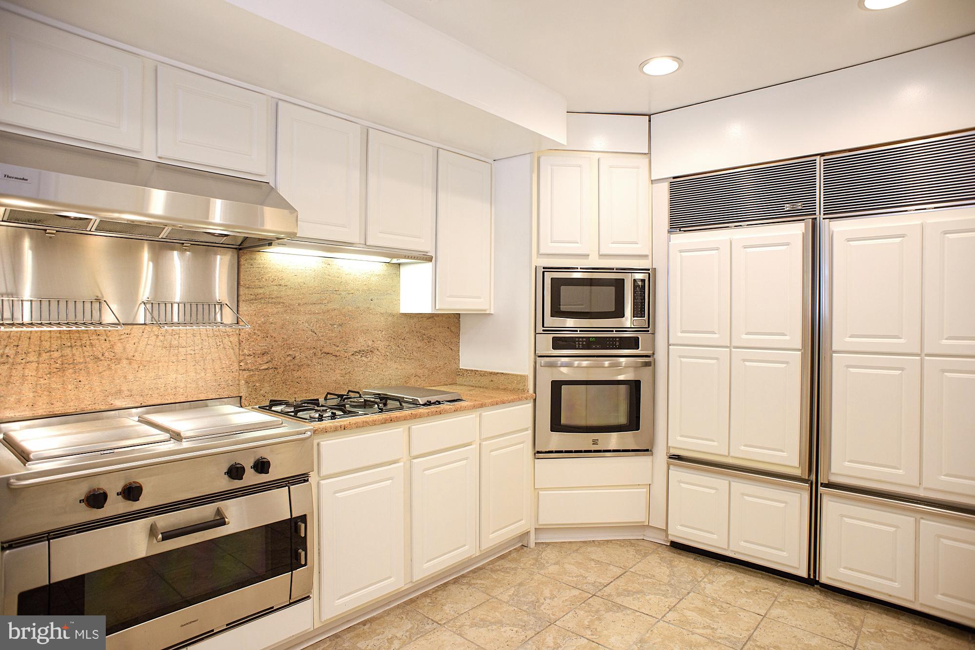 CHESAPEAKE HARBOUR - Residential Lease