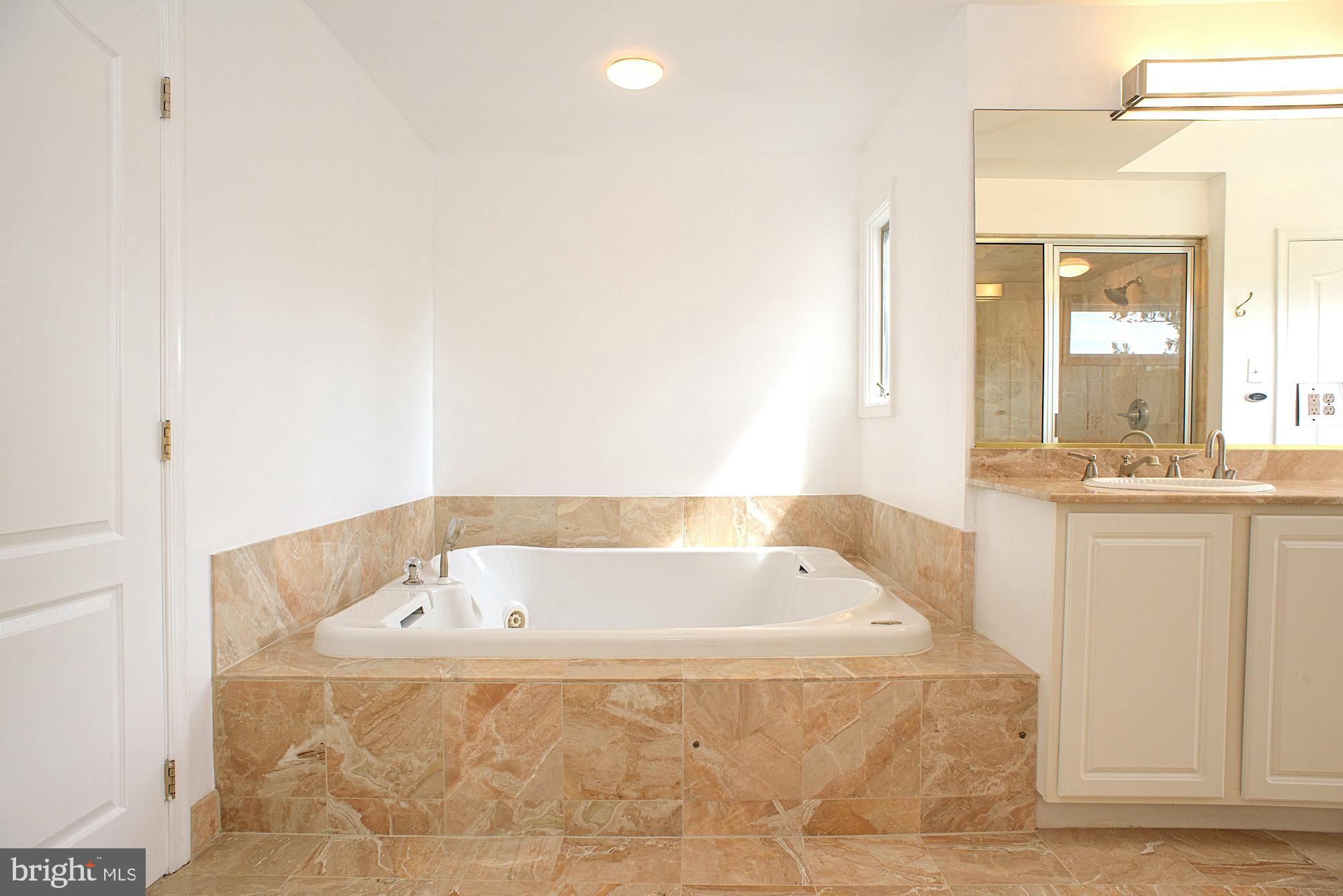 CHESAPEAKE HARBOUR - Residential Lease