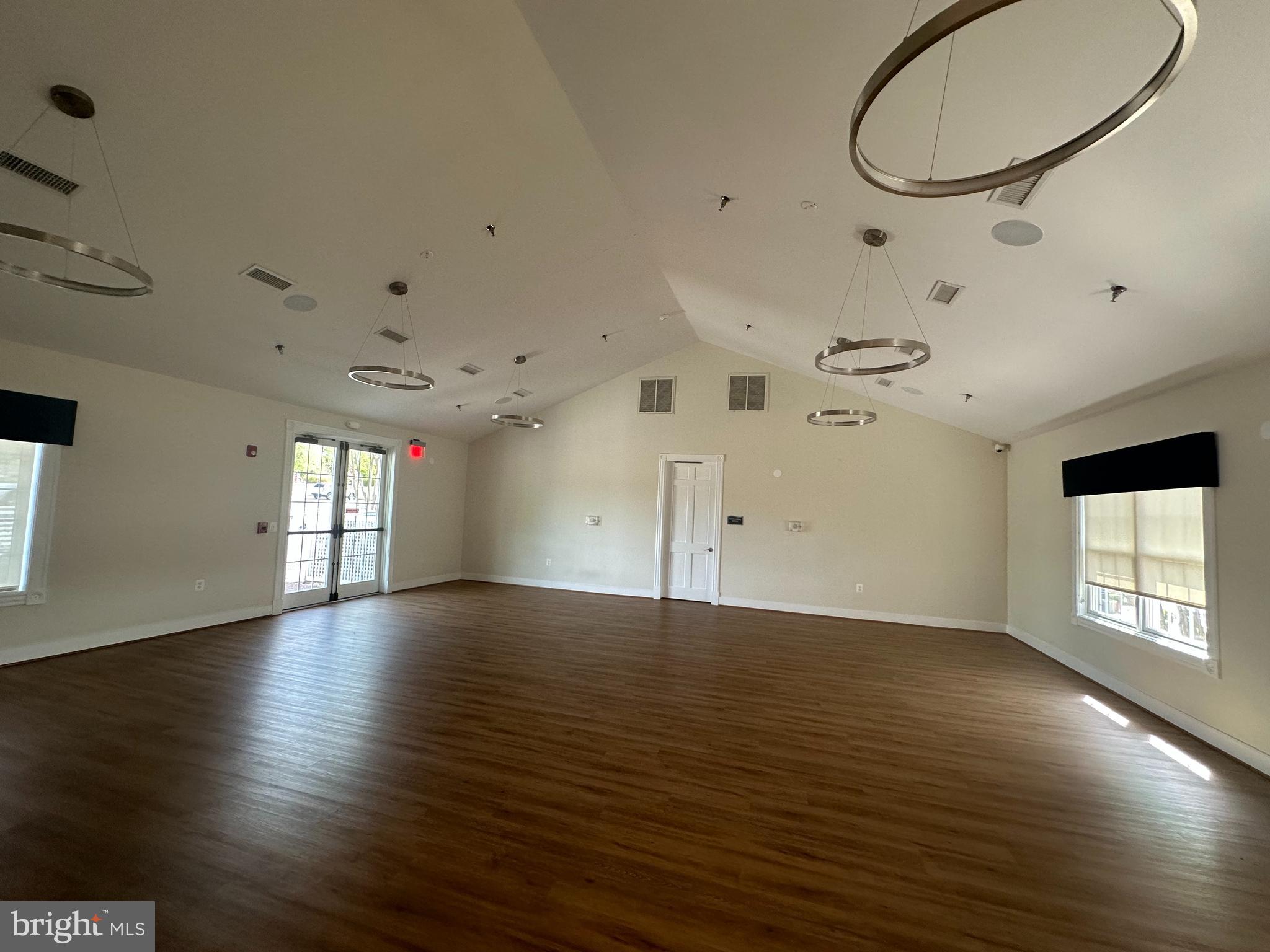 PORT POTOMAC - Residential