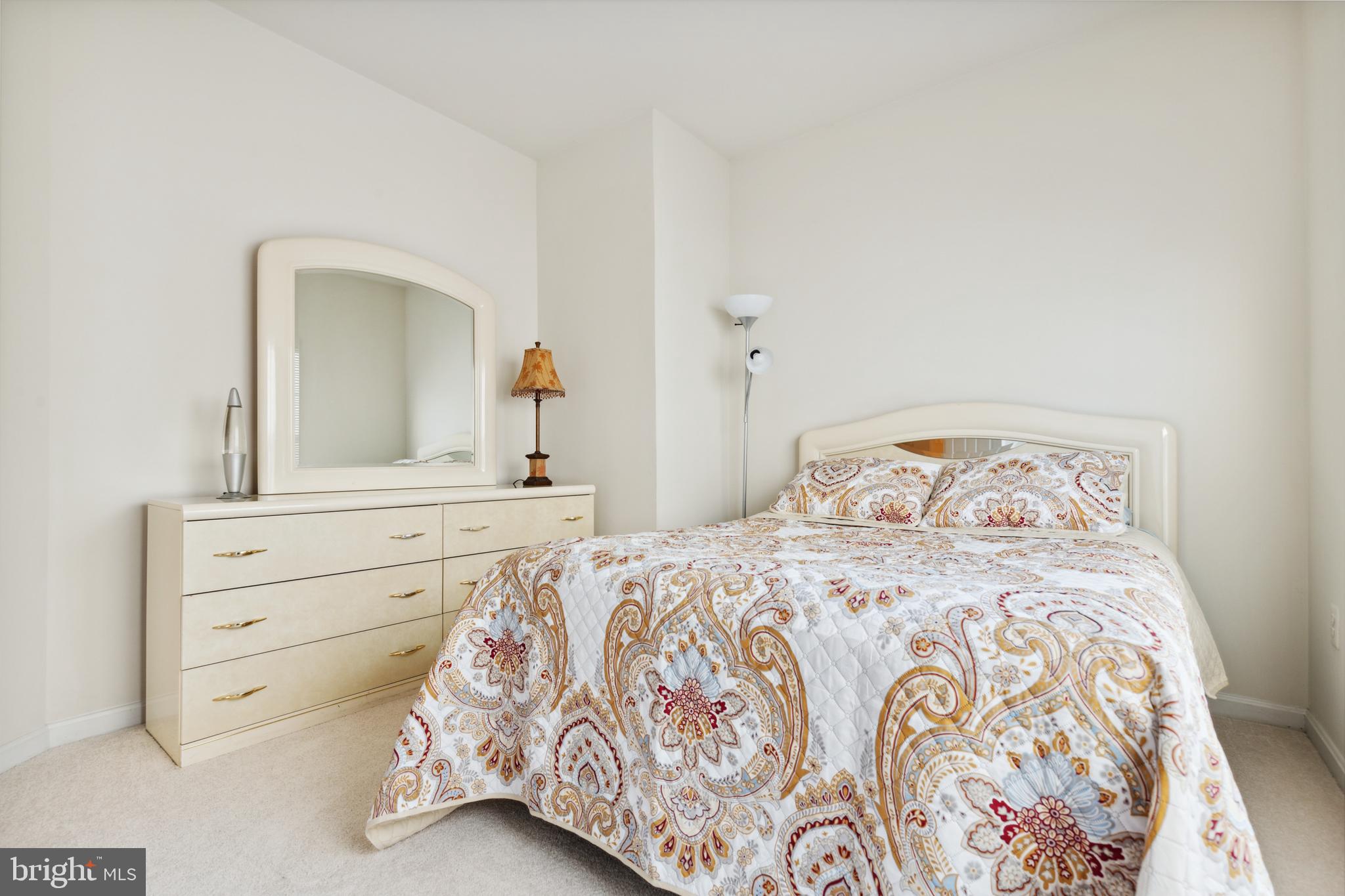 PORT POTOMAC - Residential