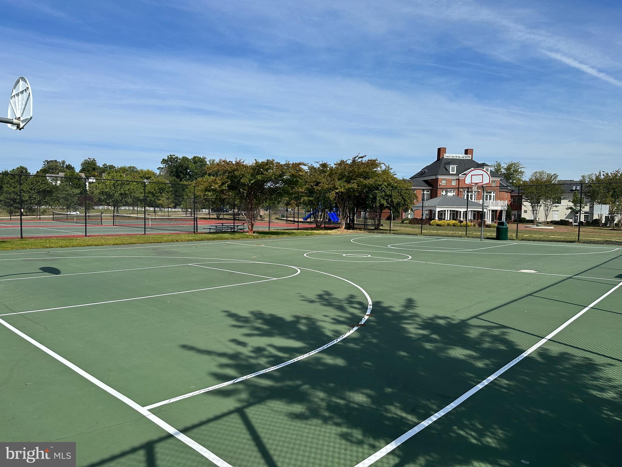 PORT POTOMAC - Residential