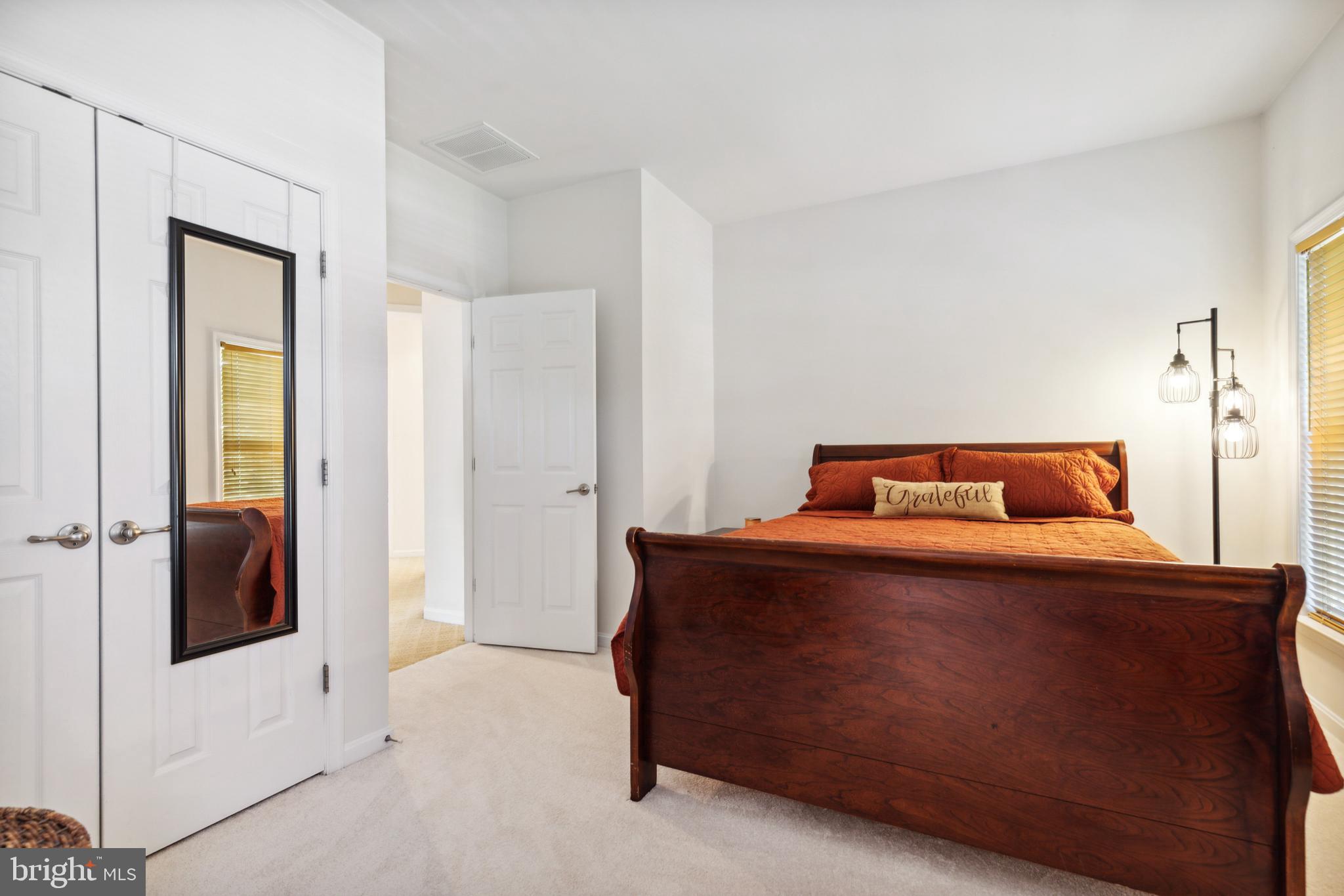 PORT POTOMAC - Residential