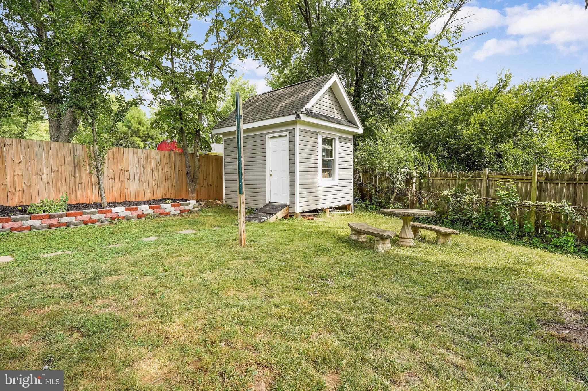 DALE CITY - Residential